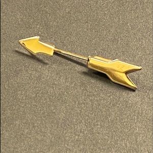 Vintage Avon Polished Gold Arrow Stick Hat Pin